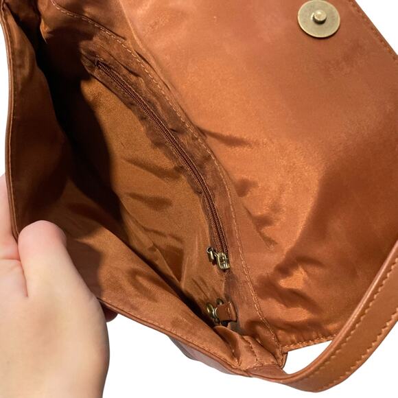 Y2K Reflexions by Montana Silversmiths Brown Leather Flap Shoulder Handbag Purse - Picture 7 of 13